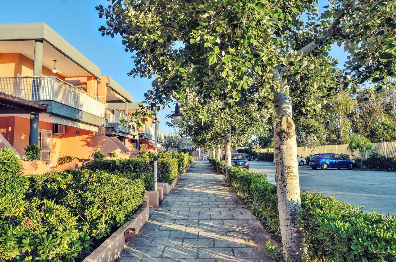 Blue Marine Village Роди Гарганико Екстериор снимка